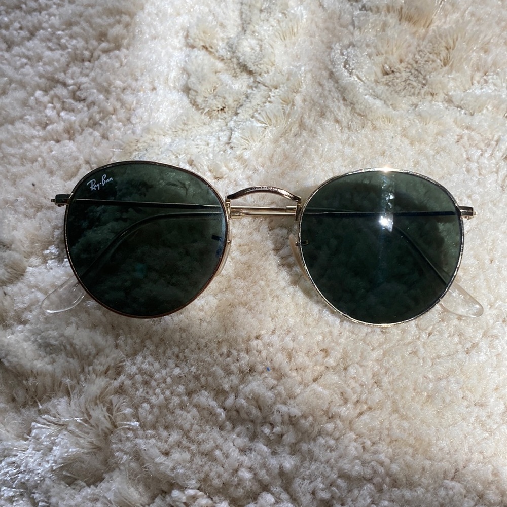 RAY BAN sunglasses